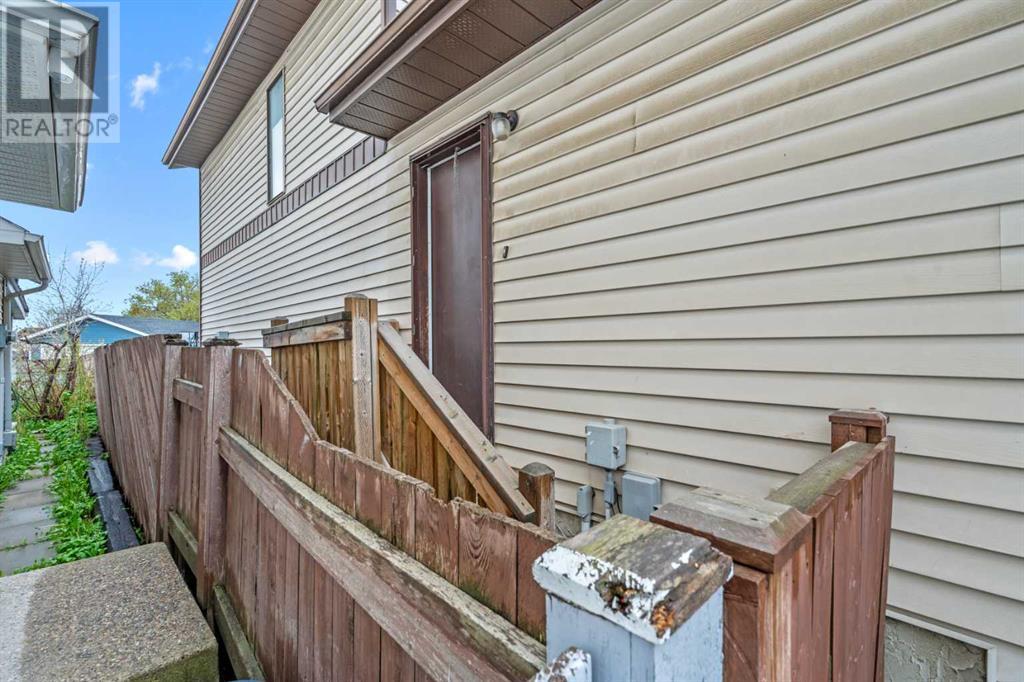 Single Family House 4 Level for Sale in  Taraglen Road NE Taradale Calgary 