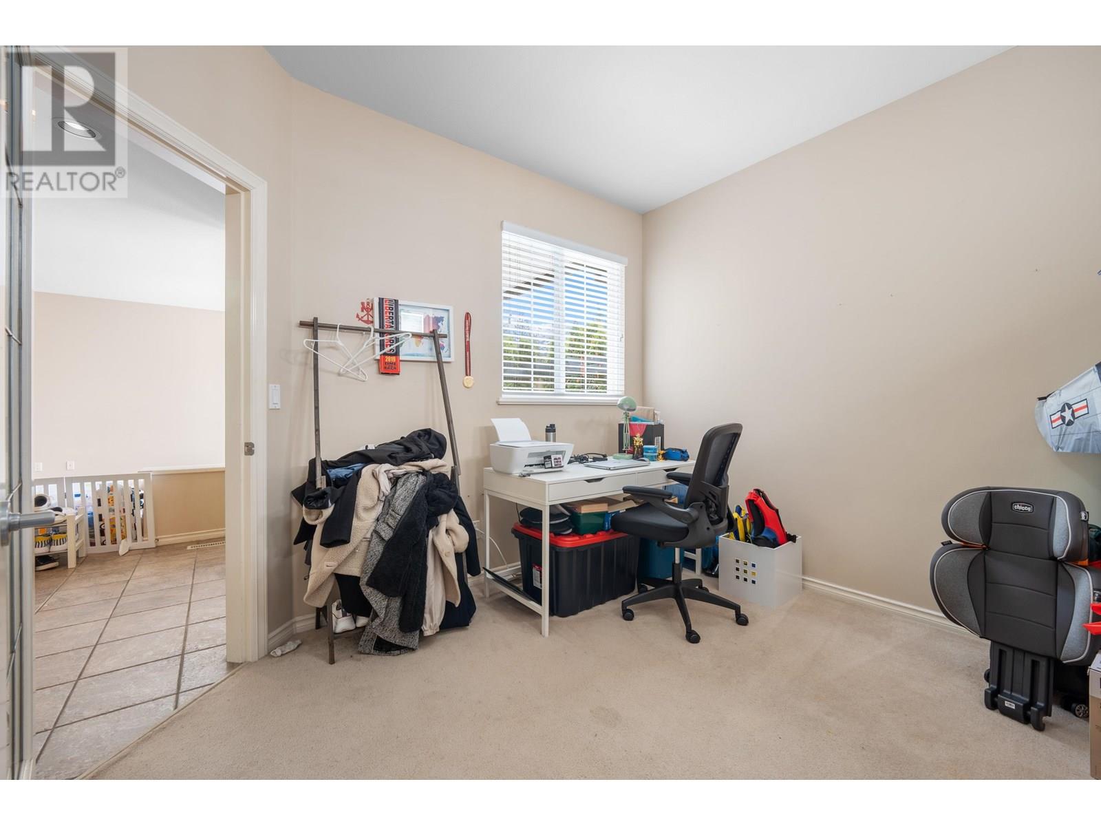 Photo 19 of 3305 Chartwell Grn, Coquitlam BC