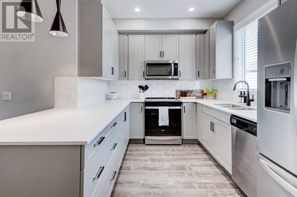 Single Family House for Sale in   Avenue SW Belmont Calgary 