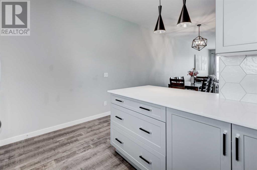 Single Family House for Sale in   Avenue SW Belmont Calgary 