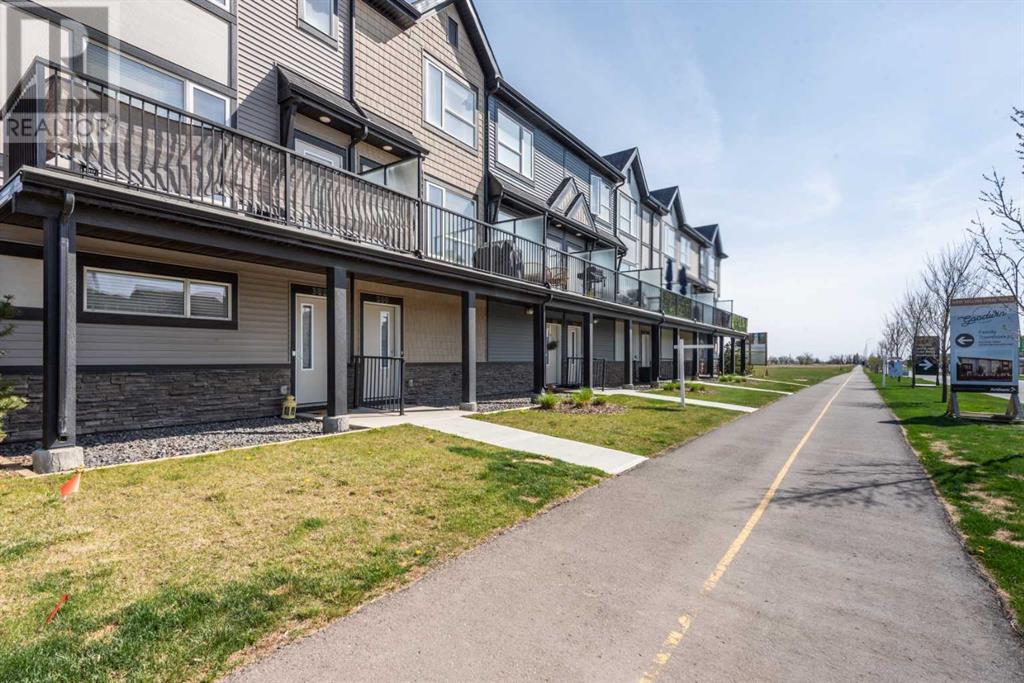 Single Family House for Sale in   Avenue SW Belmont Calgary 