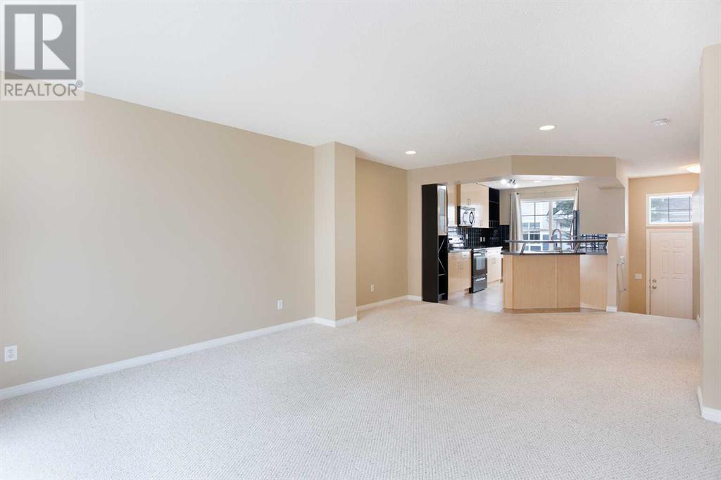 Photo 11 of 3050 New Brighton Gardens Se, Calgary AB