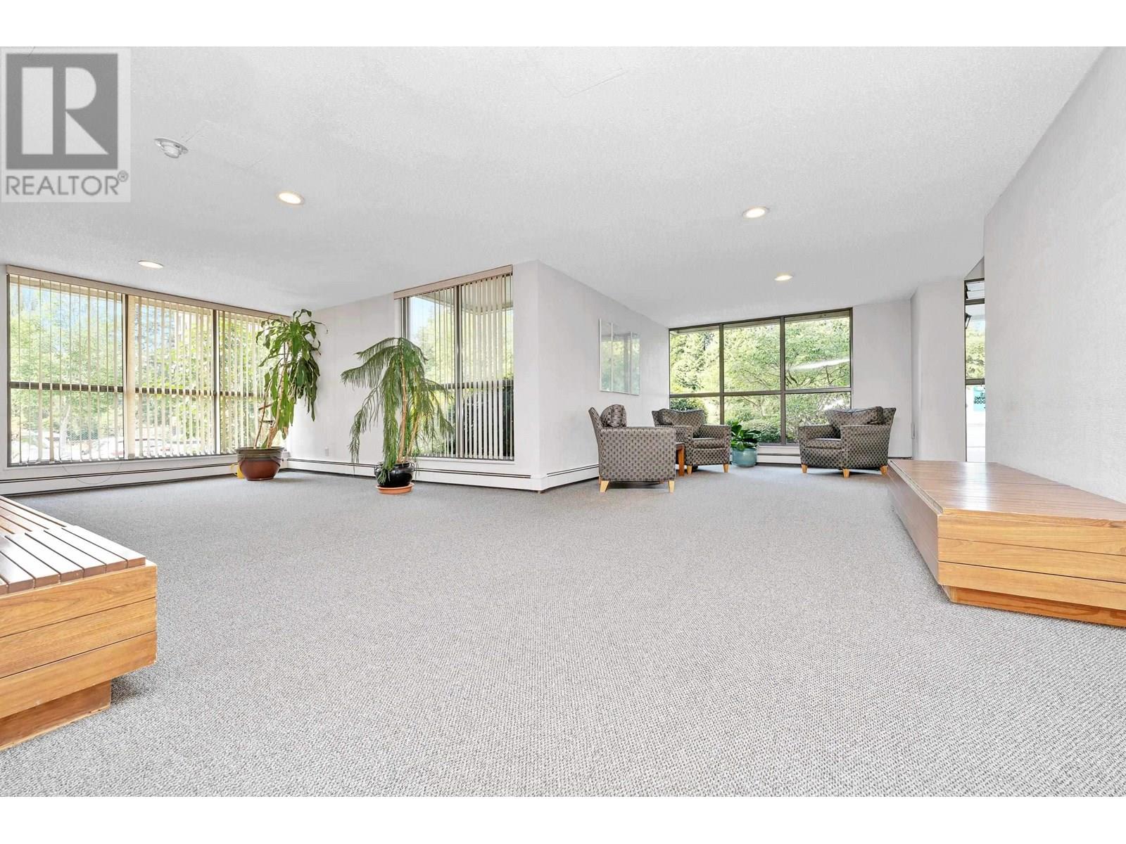 Photo 5 of 801 9280 Salish Court, Burnaby BC