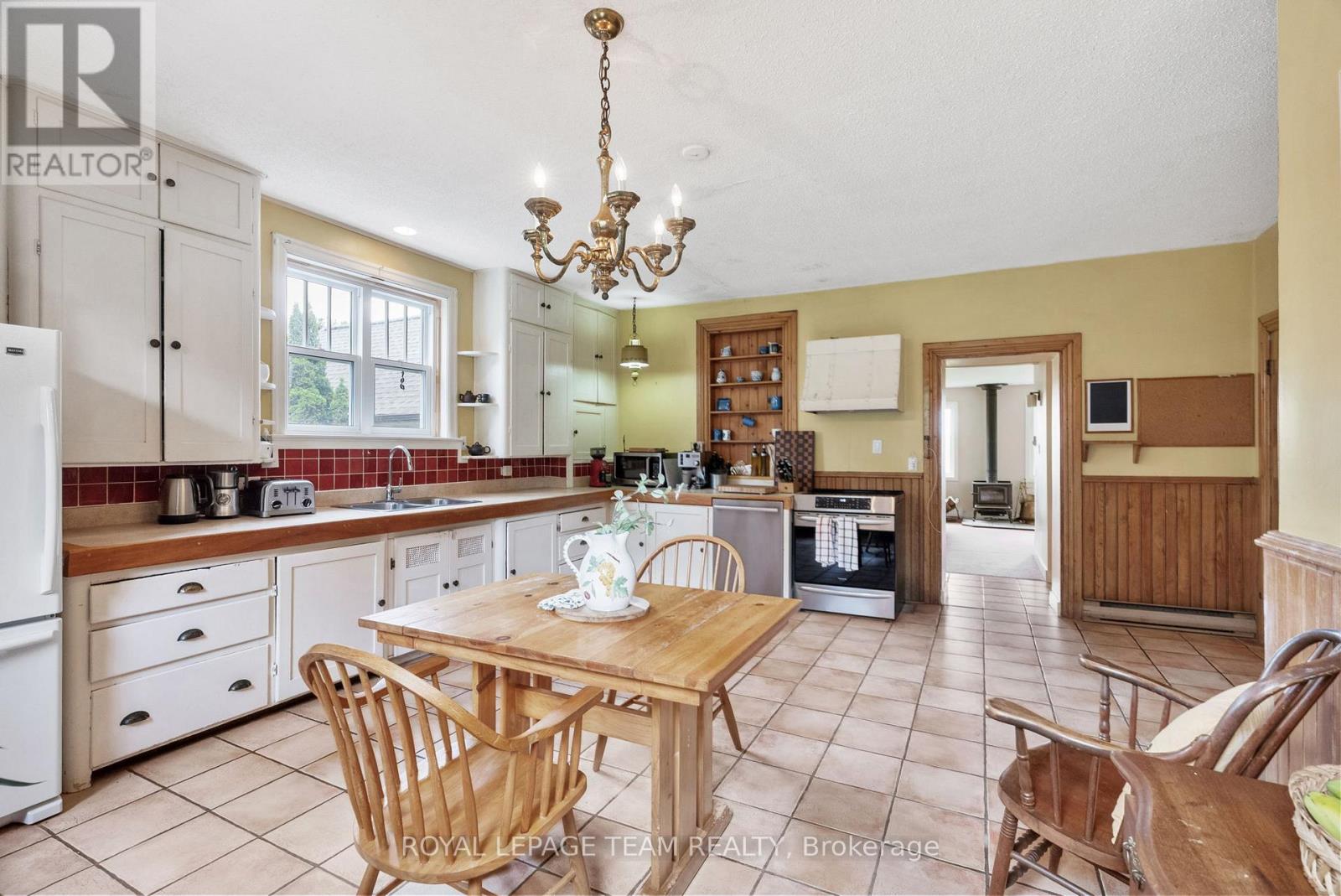 Photo 41 of 2553 Galetta Side Road, Ottawa ON