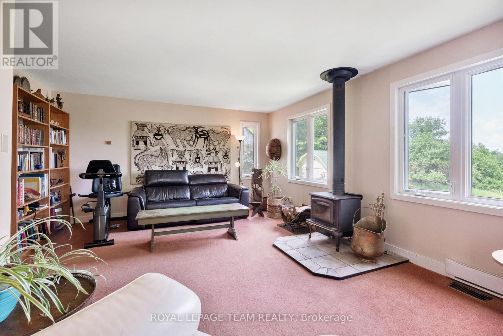 Photo 7 of 2553 Galetta Side Road, Ottawa ON