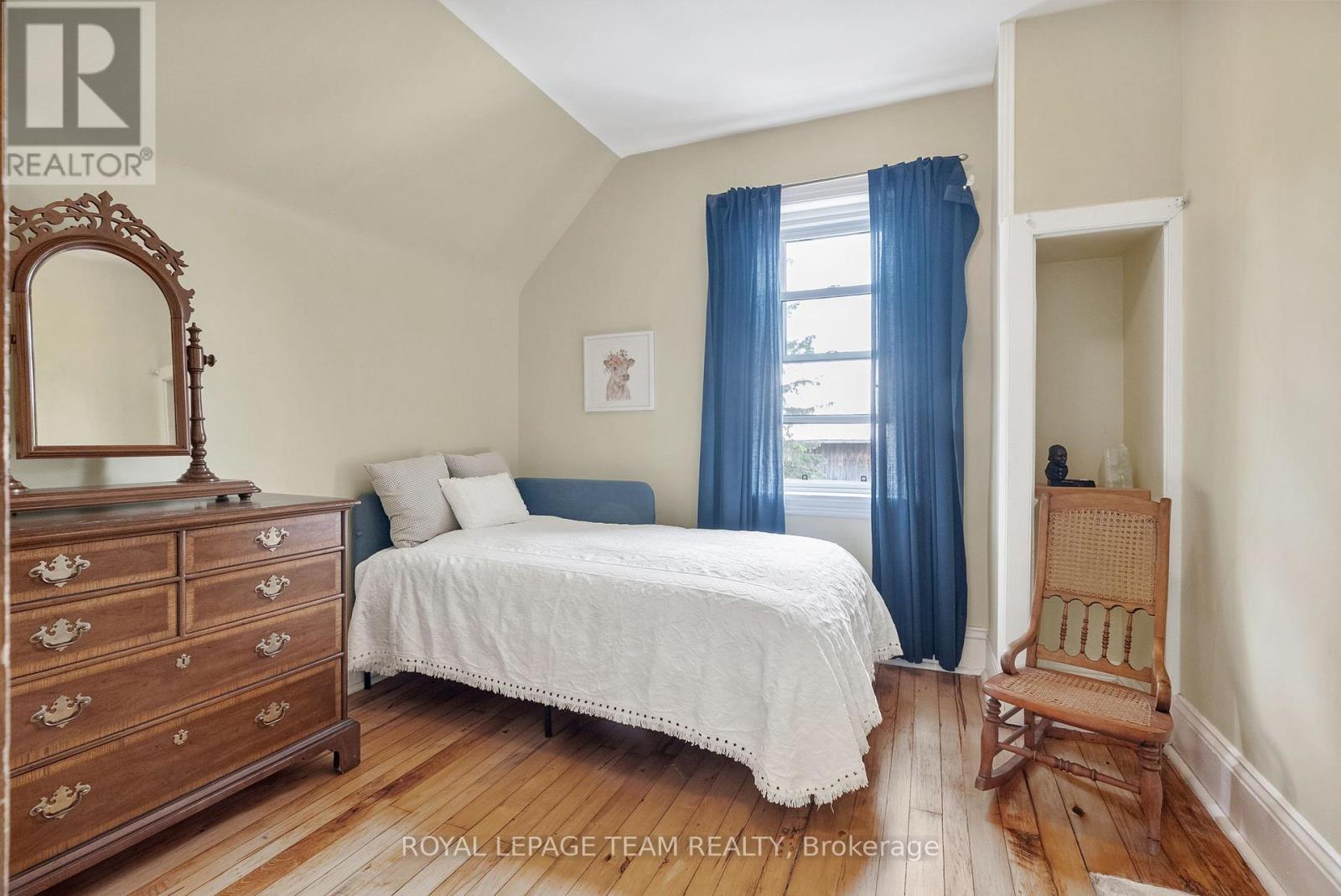 Photo 18 of 2553 Galetta Side Road, Ottawa ON