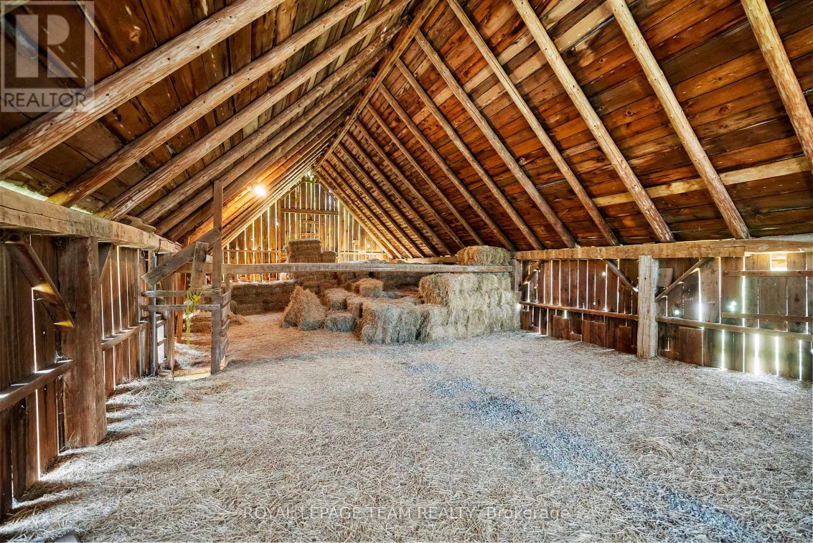 Photo 36 of 2553 Galetta Side Road, Ottawa ON