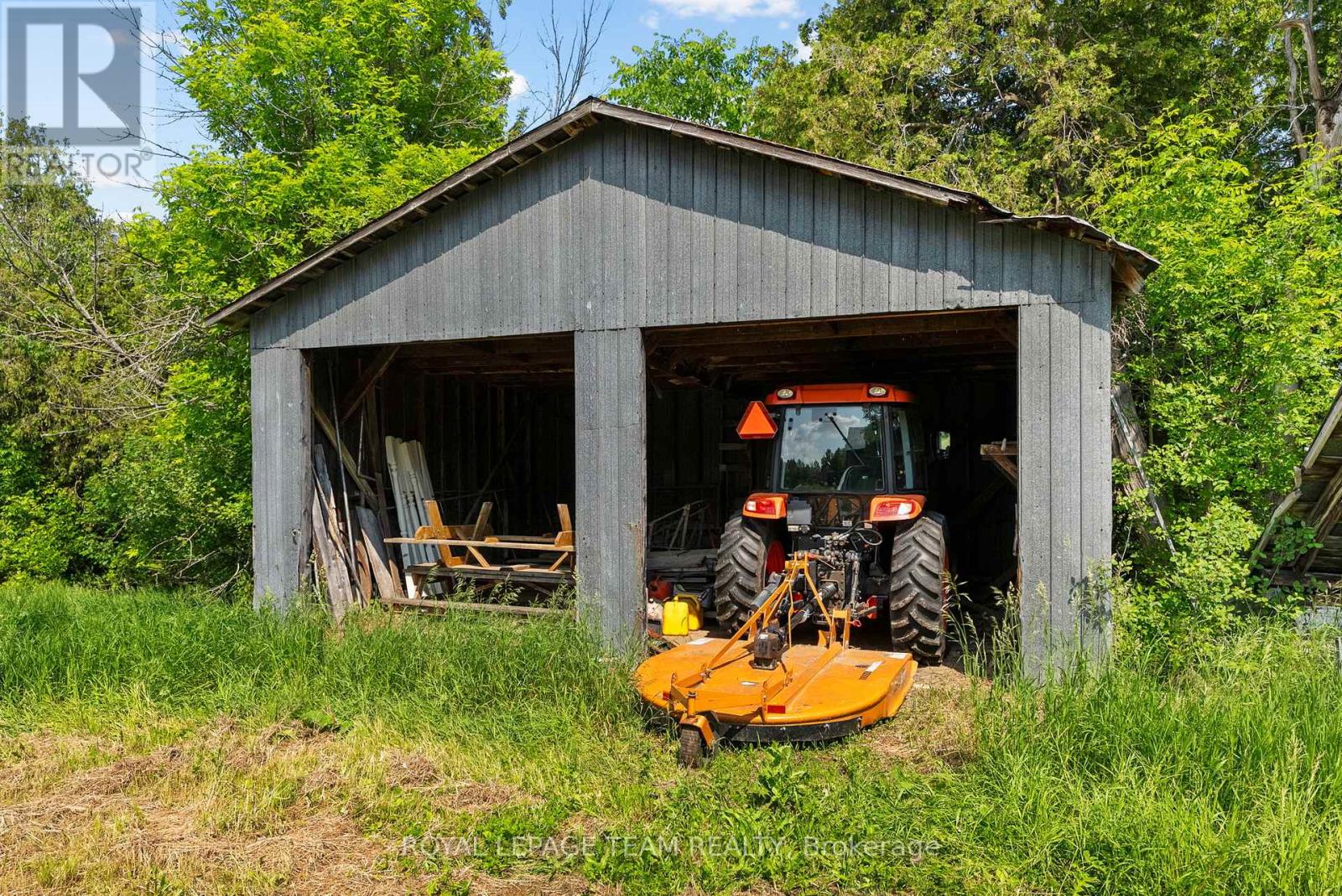 Photo 46 of 2553 Galetta Side Road, Ottawa ON