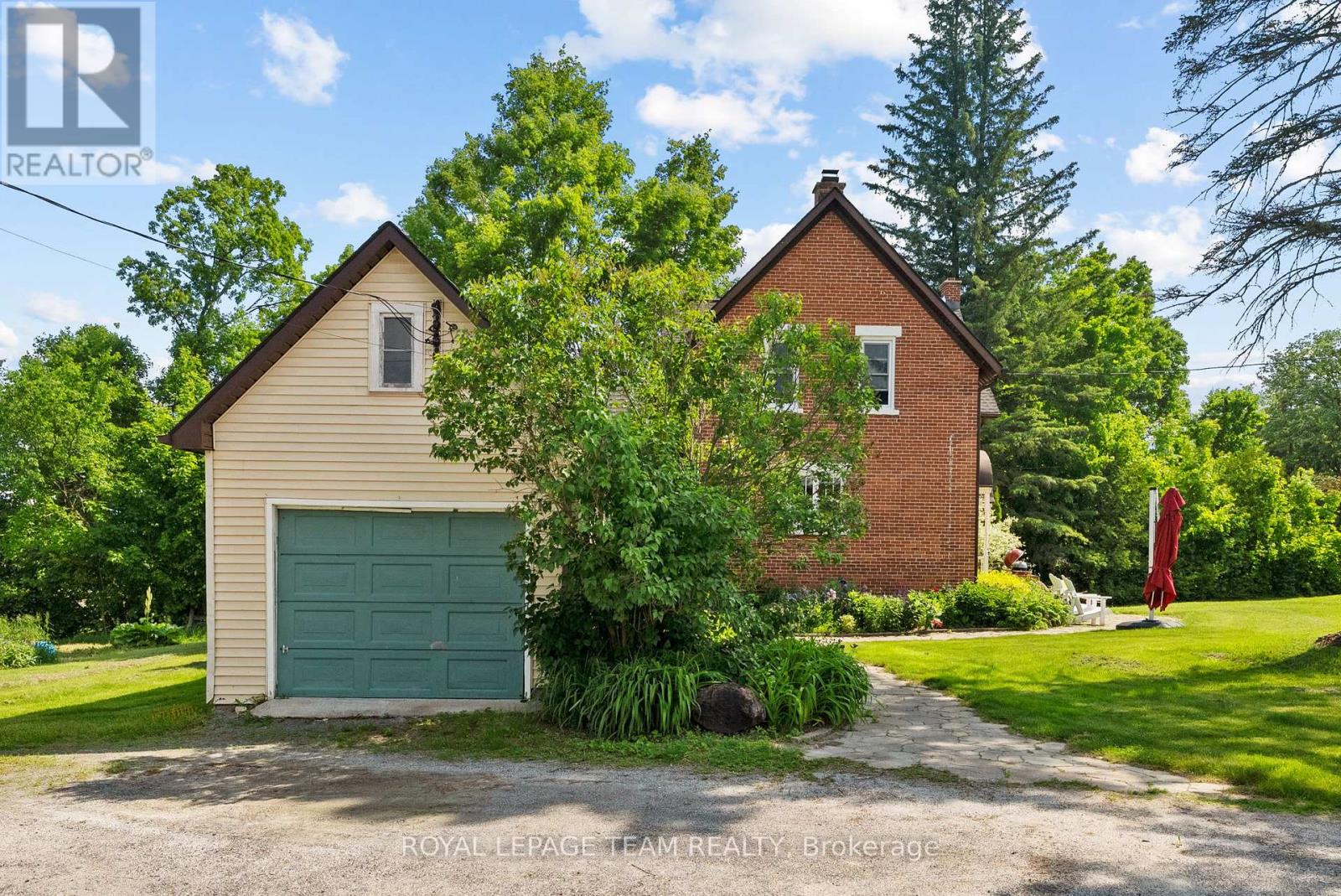 Photo 21 of 2553 Galetta Side Road, Ottawa ON