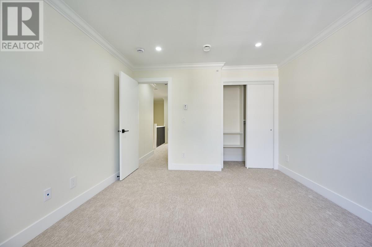 Photo 15 of 27 1115 Roma Avenue, New Westminster BC