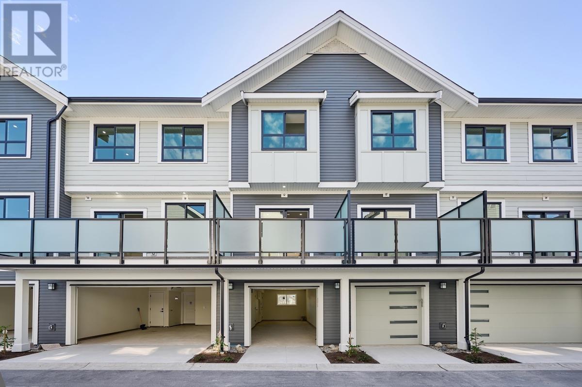 Photo 20 of 27 1115 Roma Avenue, New Westminster BC