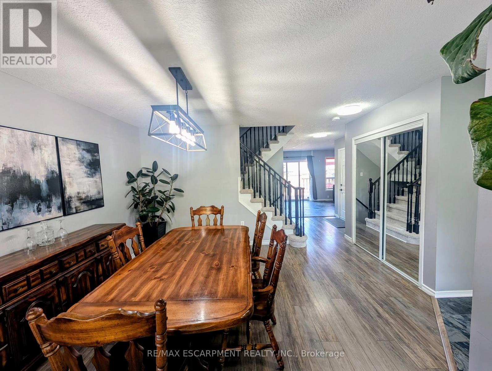 Photo 48 of 5 Mavin Street, Brantford ON