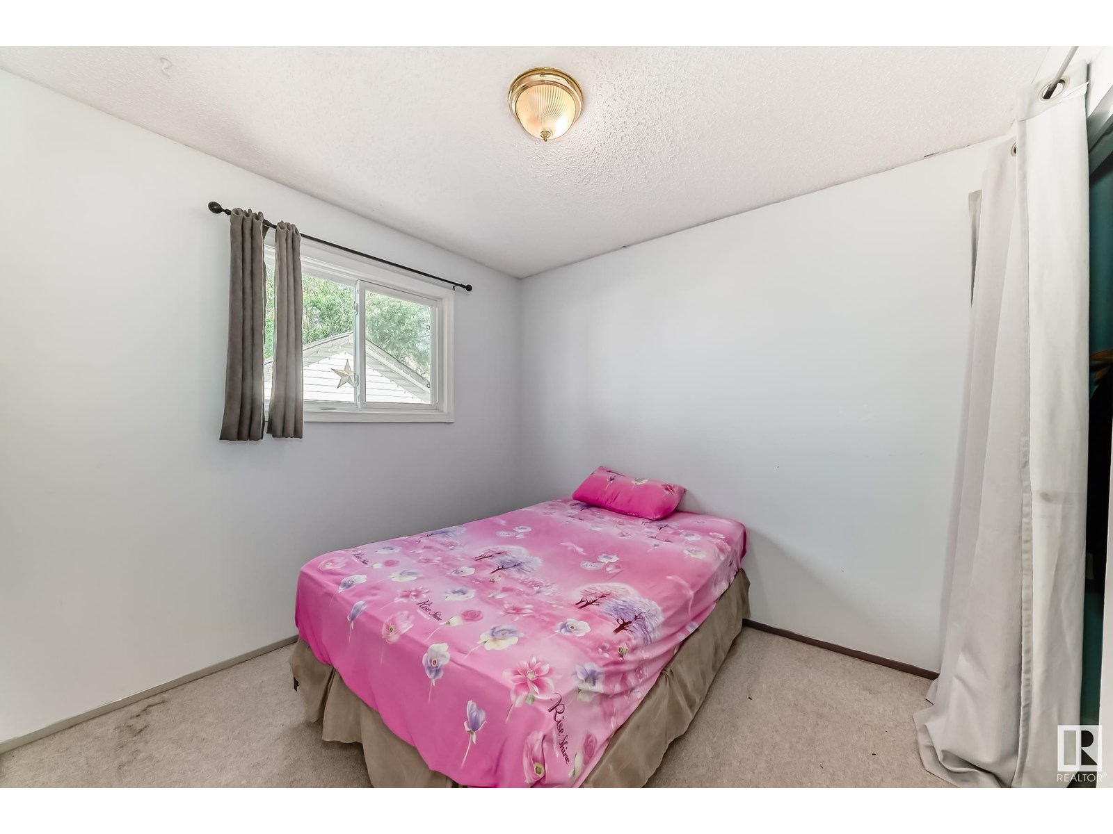 Photo 28 of 3312 44 A St Nw Nw, Edmonton AB