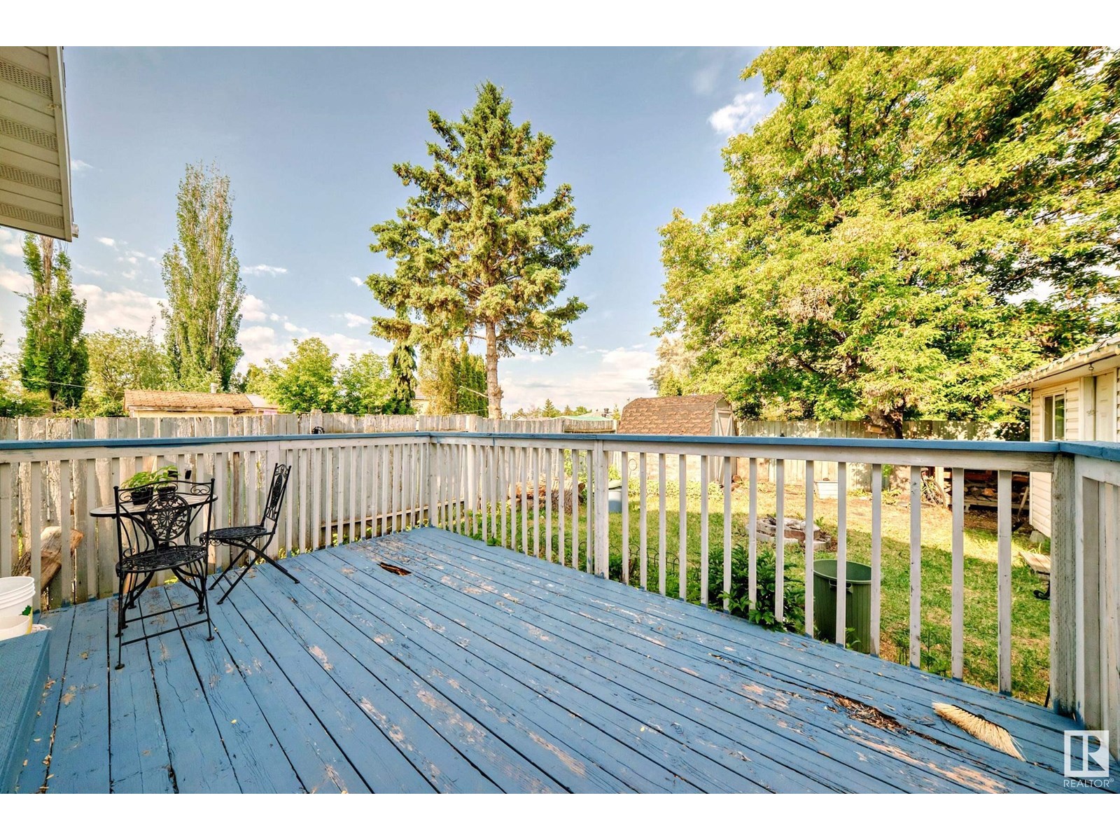 Photo 1 of 3312 44 A St Nw Nw, Edmonton AB