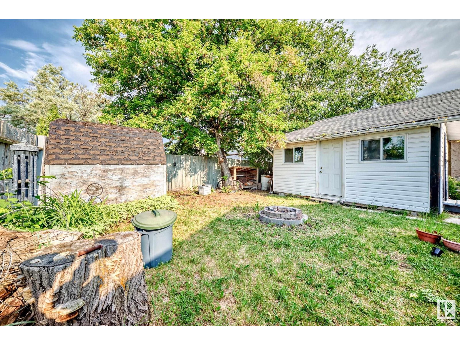 Photo 55 of 3312 44 A St Nw Nw, Edmonton AB