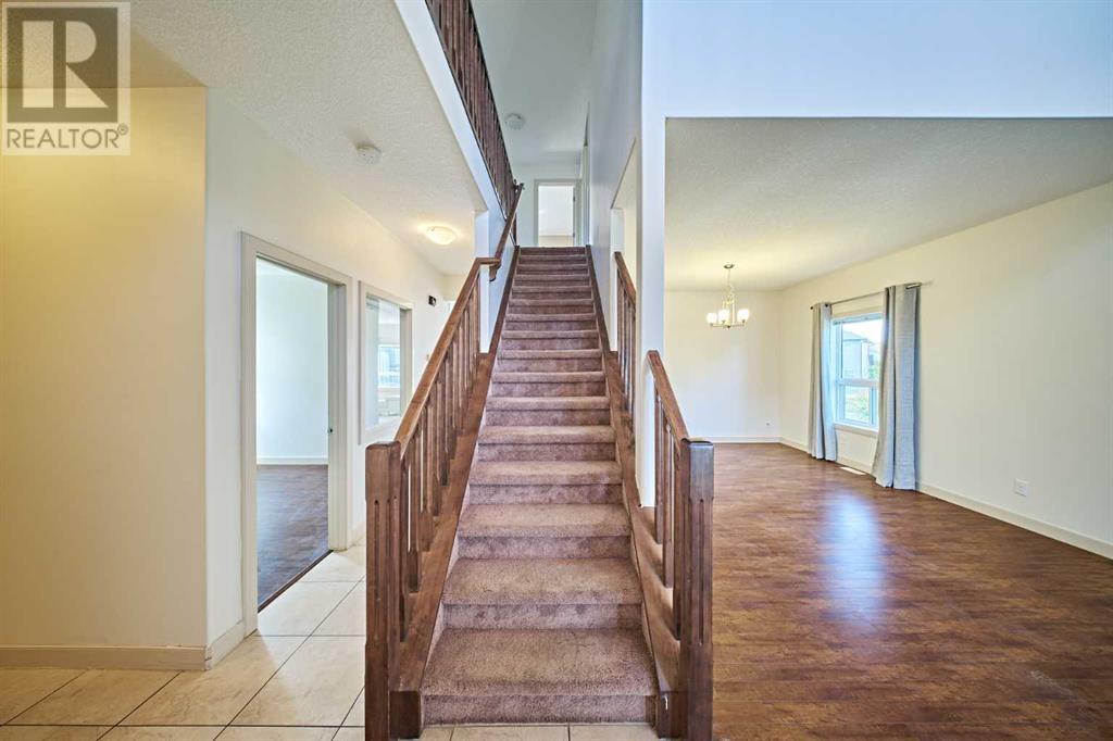 Single Family House for Sale in  Everhollow Street SW Evergreen Calgary 