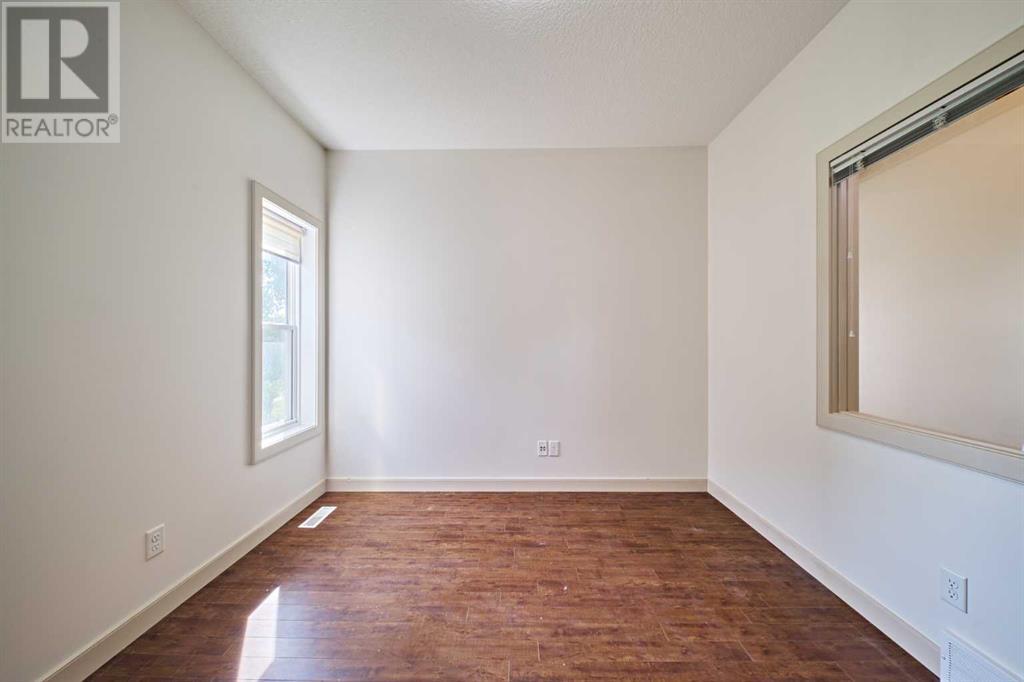 Single Family House for Sale in  Everhollow Street SW Evergreen Calgary 