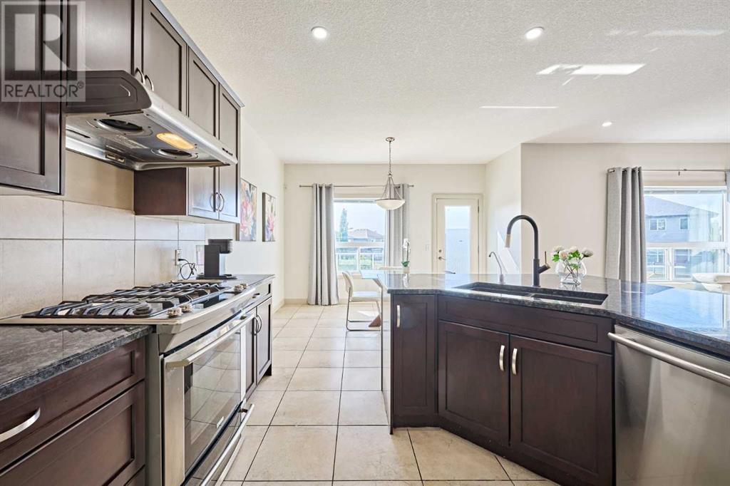 Single Family House for Sale in  Everhollow Street SW Evergreen Calgary 