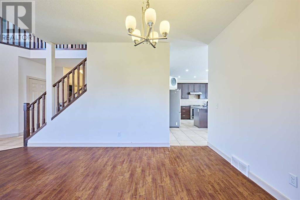 Single Family House for Sale in  Everhollow Street SW Evergreen Calgary 