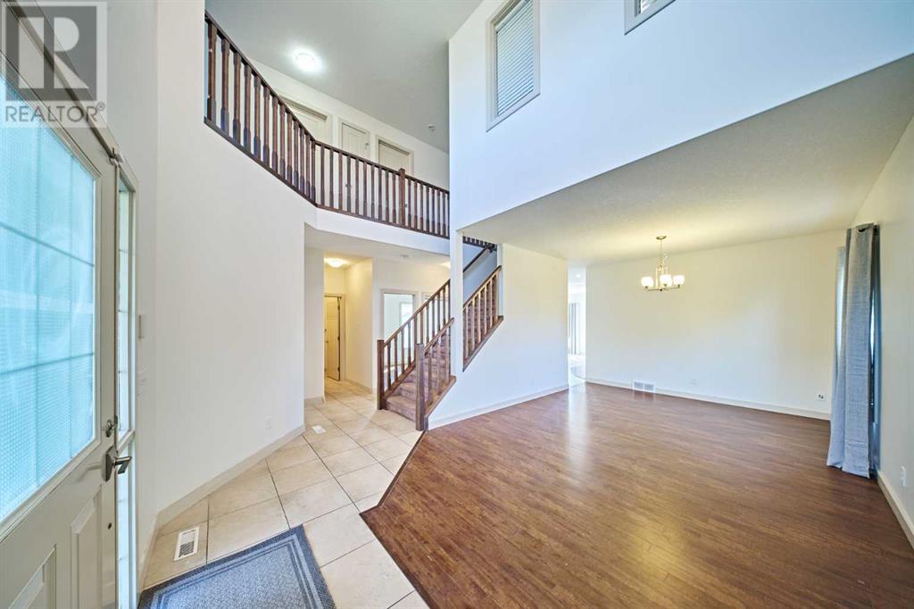Single Family House for Sale in  Everhollow Street SW Evergreen Calgary 
