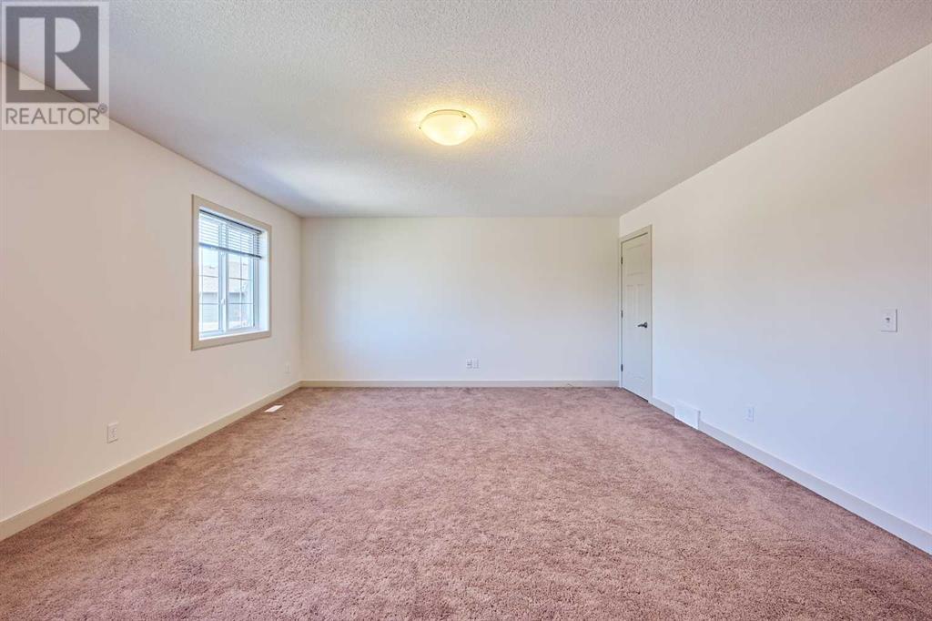 Single Family House for Sale in  Everhollow Street SW Evergreen Calgary 