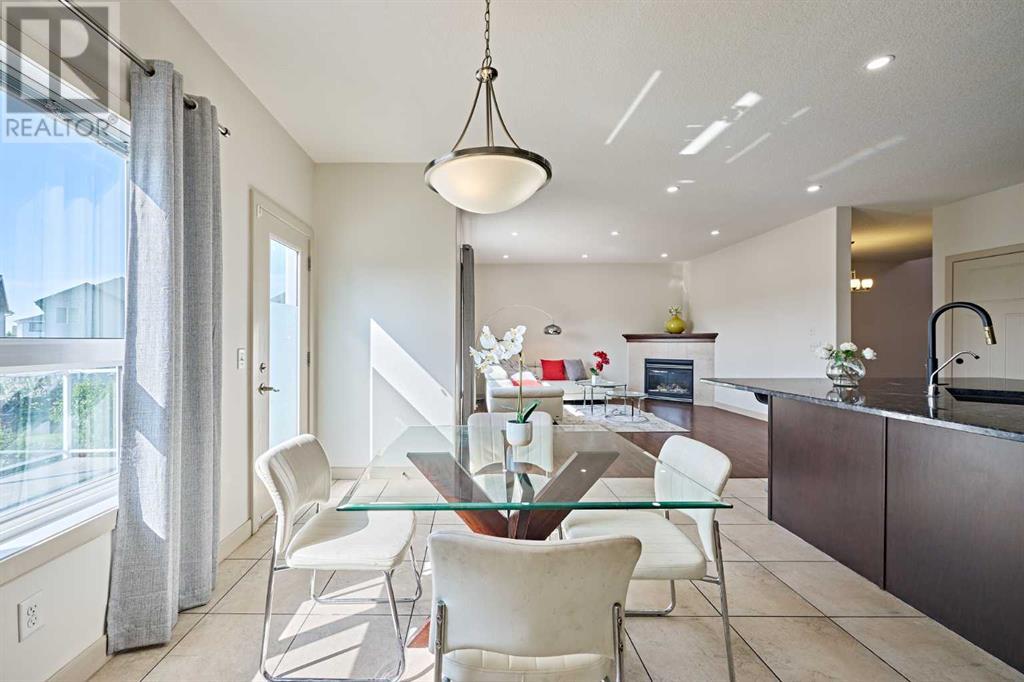 Single Family House for Sale in  Everhollow Street SW Evergreen Calgary 