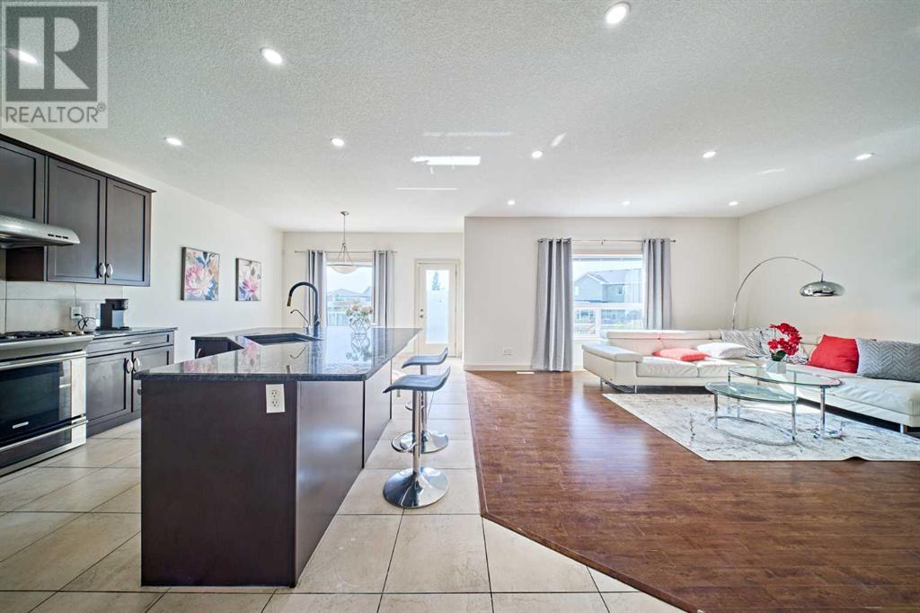 Single Family House for Sale in  Everhollow Street SW Evergreen Calgary 
