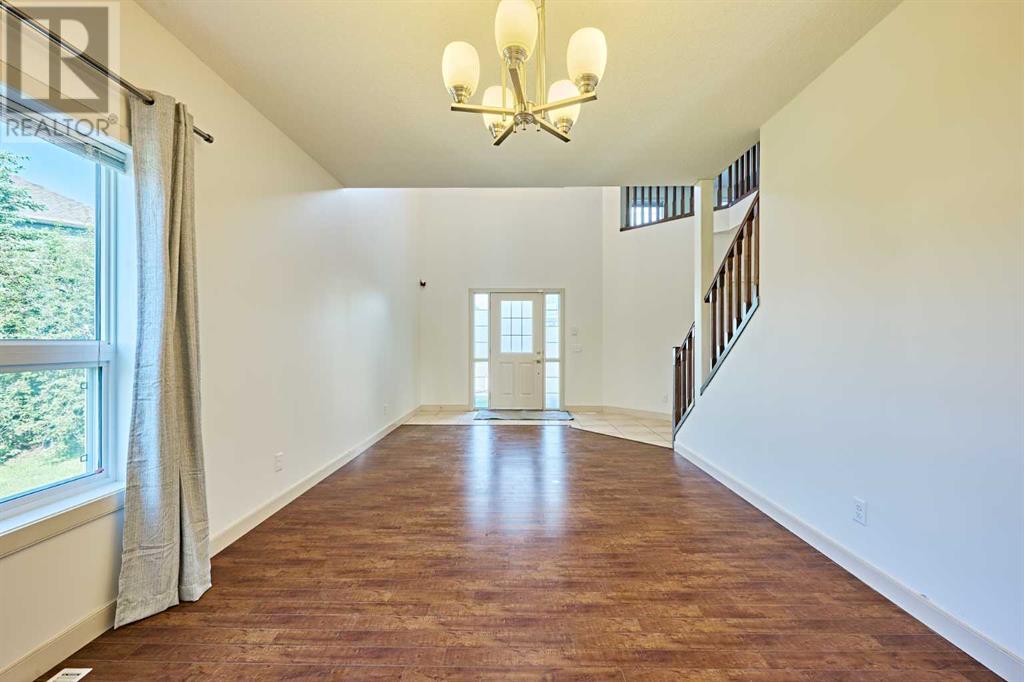 Single Family House for Sale in  Everhollow Street SW Evergreen Calgary 