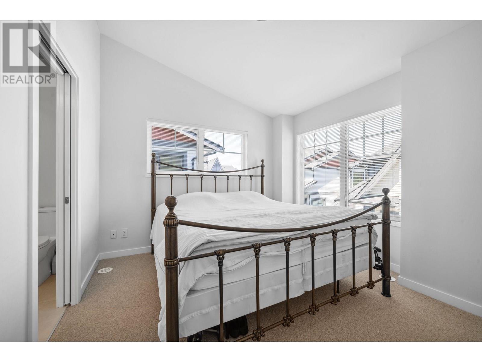 165 19451 SUTTON AVENUE, Pitt Meadows real estate listing R3016323