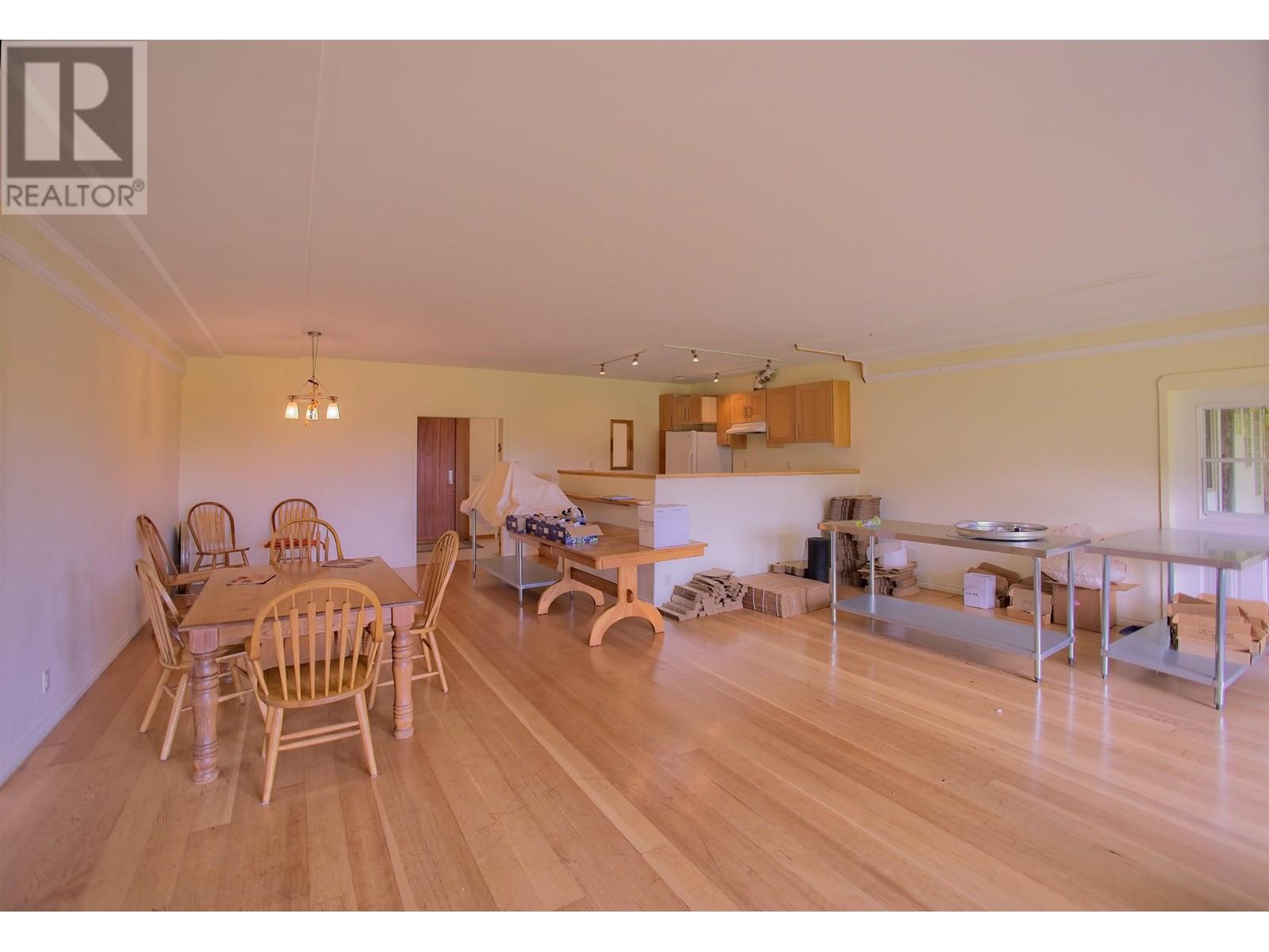 1901-1929 FULFORD-GANGES ROAD, Salt Spring Island