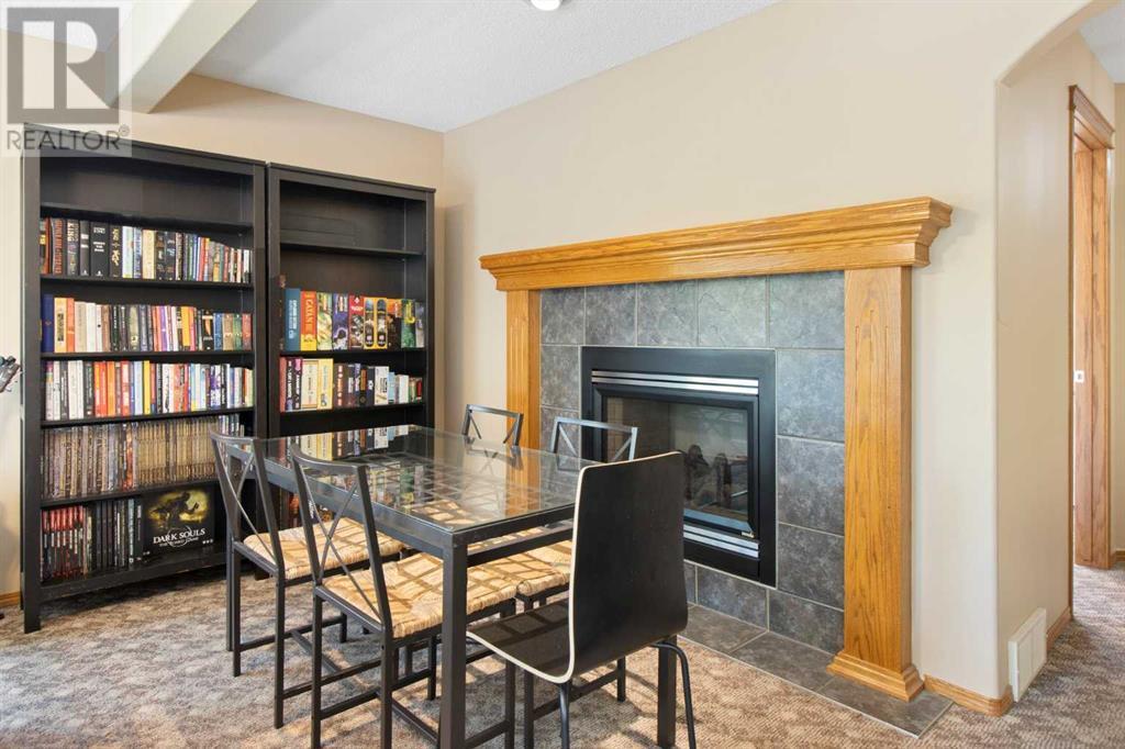 Single Family House for Sale in  Everwillow Close SW Evergreen Calgary 