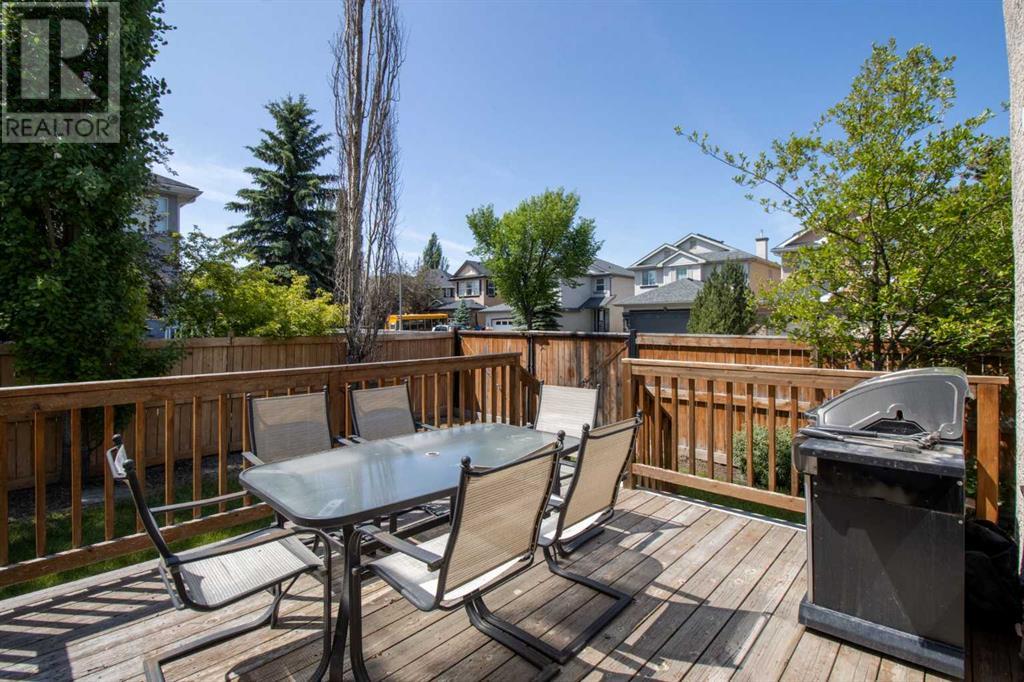 Single Family House for Sale in  Everwillow Close SW Evergreen Calgary 