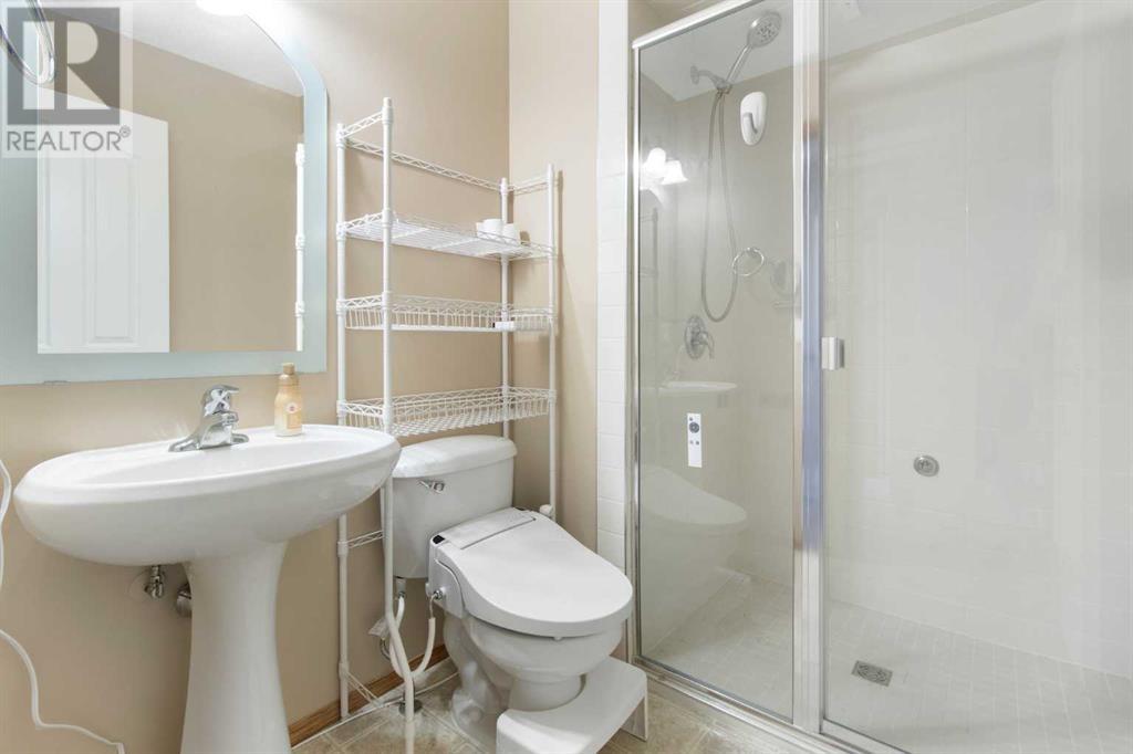 Single Family House for Sale in  Everwillow Close SW Evergreen Calgary 