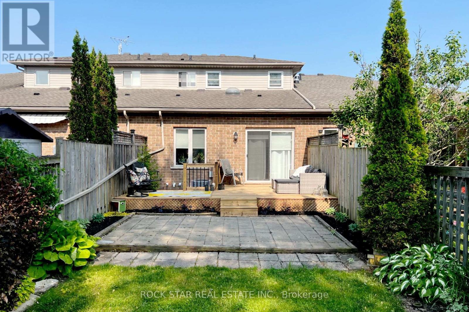 Photo 8 of 66 Tanner Drive, Pelham ON
