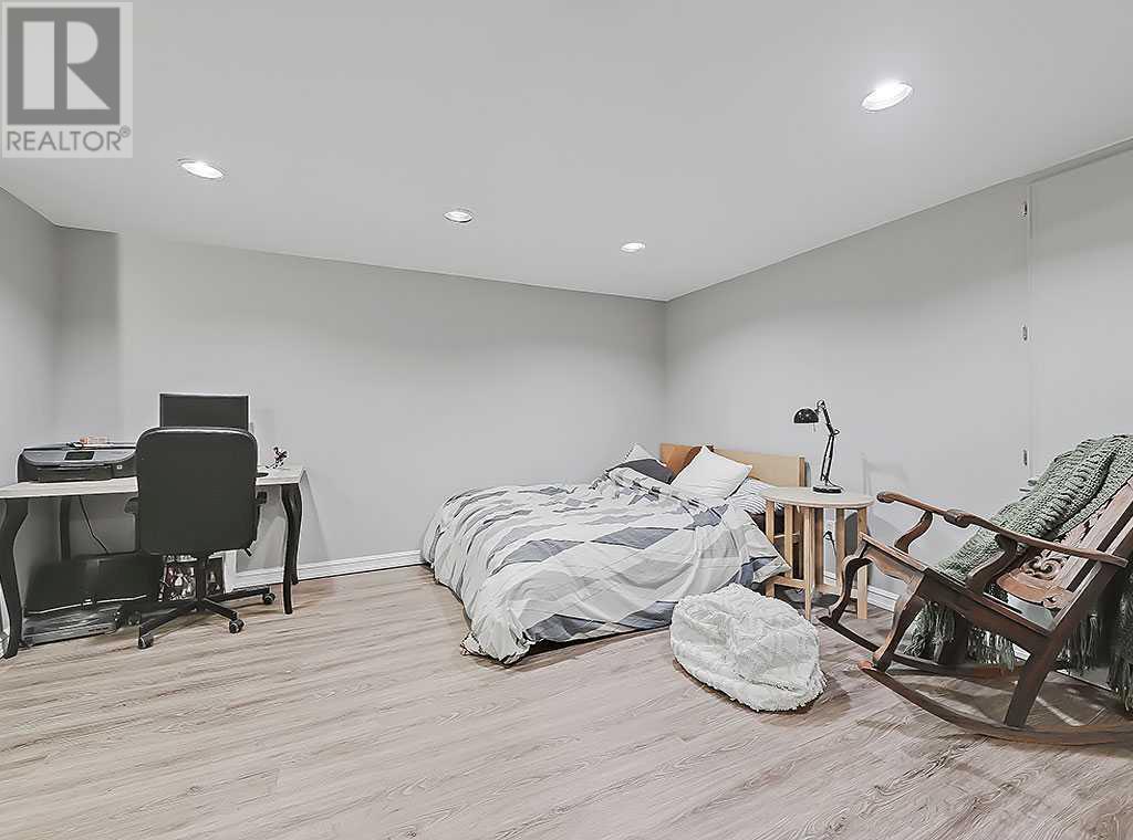 Single Family House for Sale in   Strathcona Drive SW Strathcona Park Calgary 