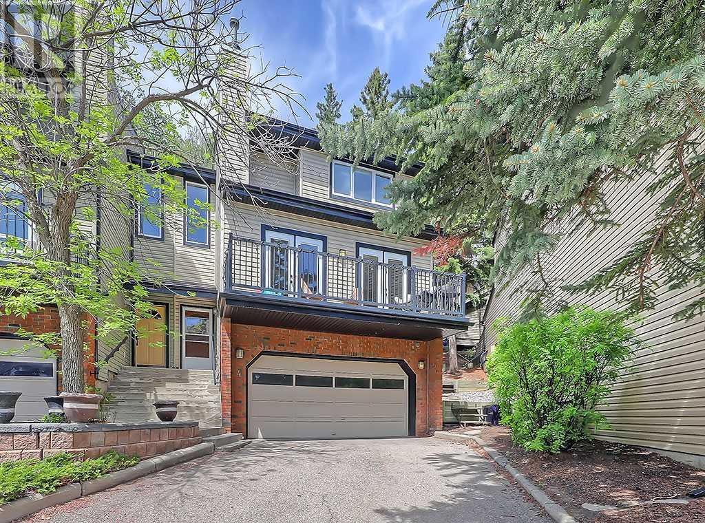 Single Family House for Sale in   Strathcona Drive SW Strathcona Park Calgary 