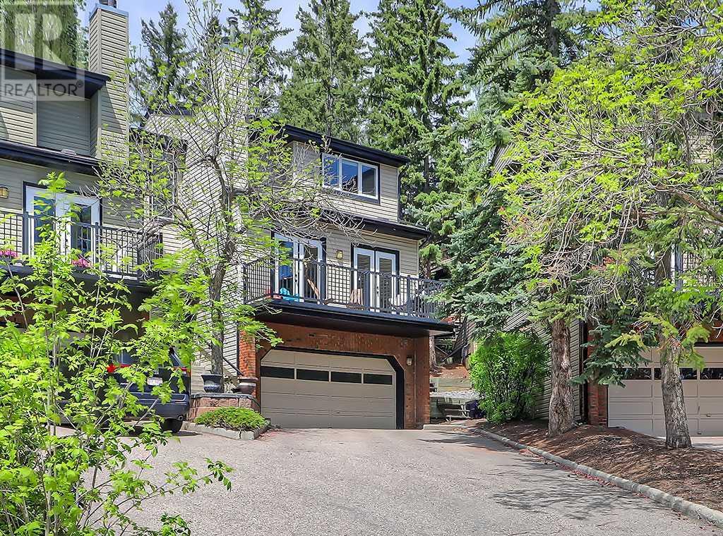 Single Family House for Sale in   Strathcona Drive SW Strathcona Park Calgary 
