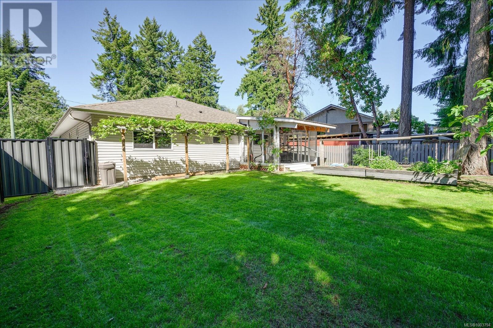 Photo 26 of 5739 Malpass Rd, Nanaimo BC