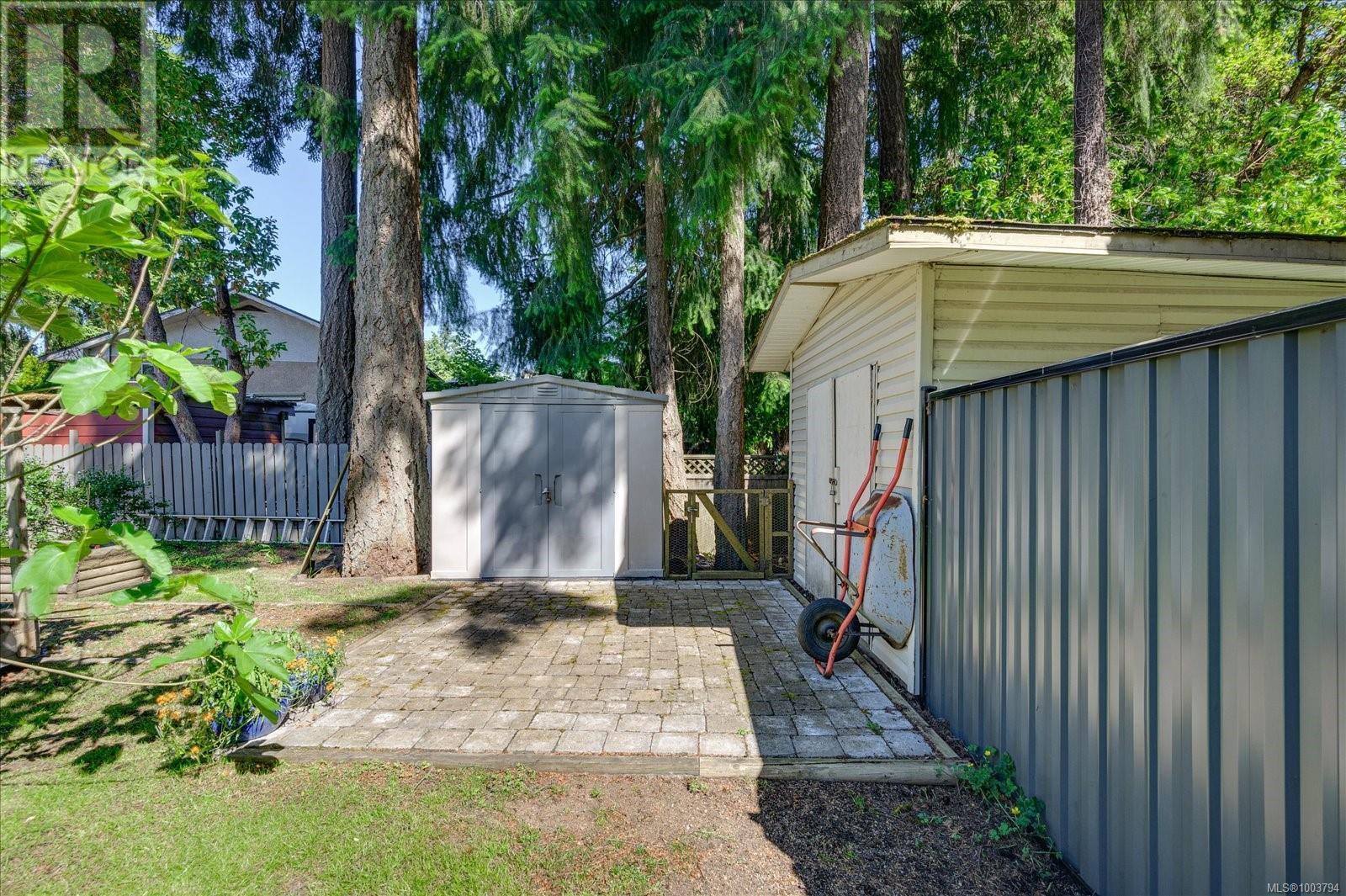 Photo 29 of 5739 Malpass Rd, Nanaimo BC
