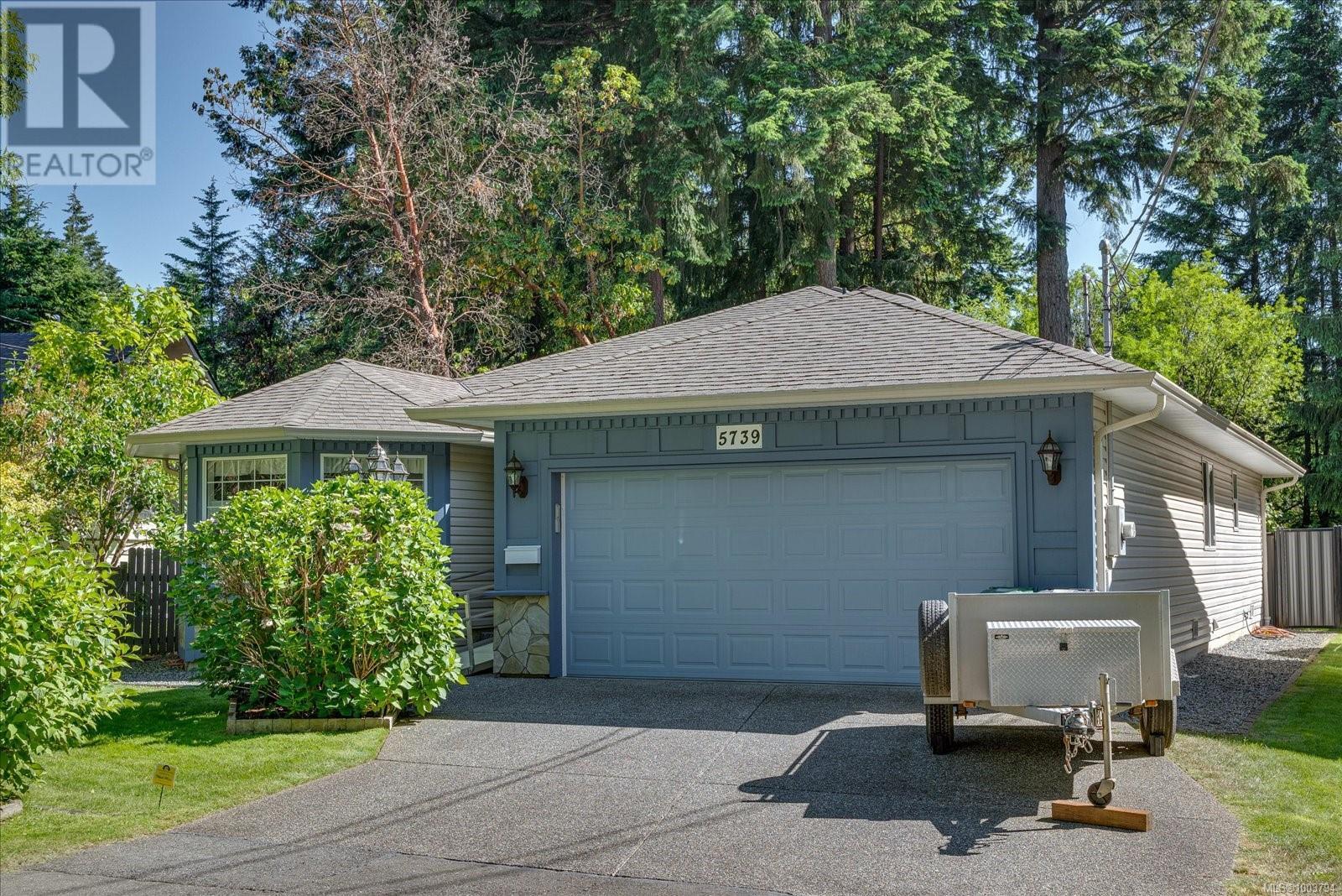 Photo 31 of 5739 Malpass Rd, Nanaimo BC