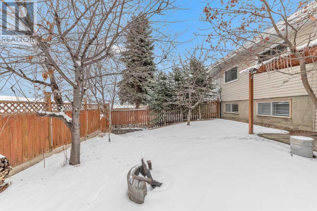 Single Family House Bi-level for Sale in  Canfield Road SW Canyon Meadows Calgary 