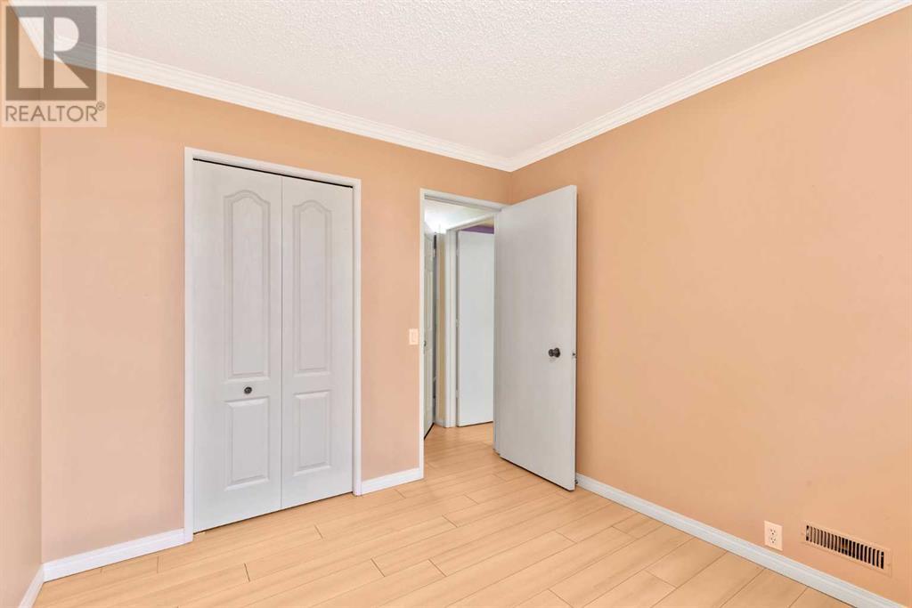 Single Family House Bi-level for Sale in  Canfield Road SW Canyon Meadows Calgary 