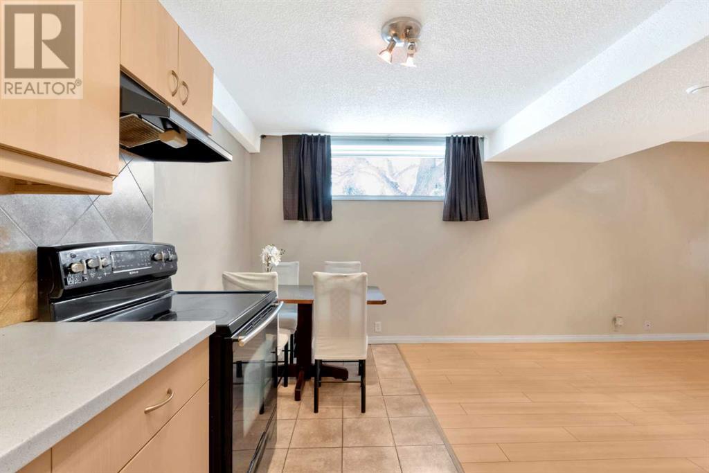 Single Family House Bi-level for Sale in  Canfield Road SW Canyon Meadows Calgary 
