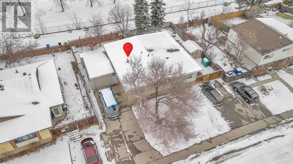 Single Family House Bi-level for Sale in  Canfield Road SW Canyon Meadows Calgary 