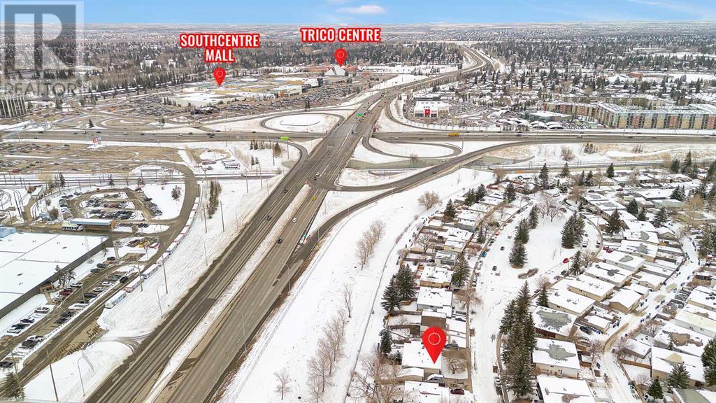Single Family House Bi-level for Sale in  Canfield Road SW Canyon Meadows Calgary 