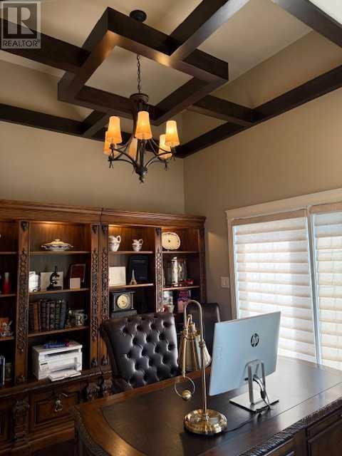 Single Family House Bi-level for Sale in  Mt Sunburst Place W Sunridge Lethbridge 