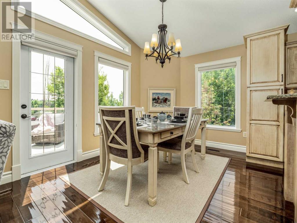 Single Family House Bi-level for Sale in  Mt Sunburst Place W Sunridge Lethbridge 