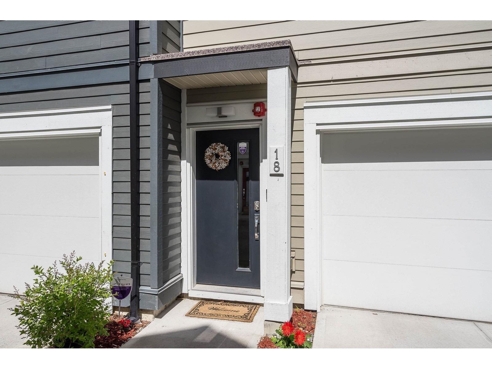 Photo 2 of 18 7665 209 Street, Langley BC