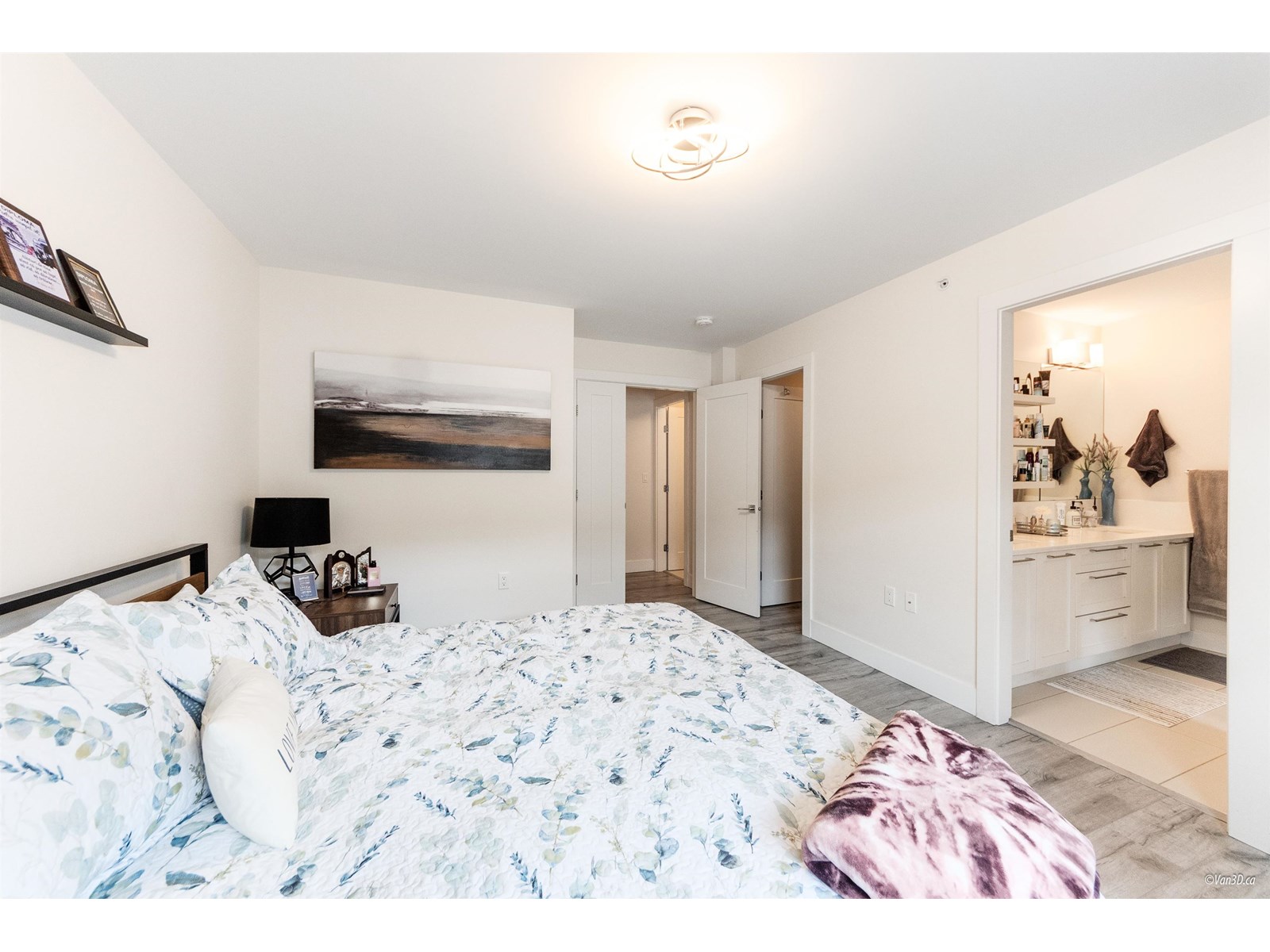Photo 8 of 18 7665 209 Street, Langley BC