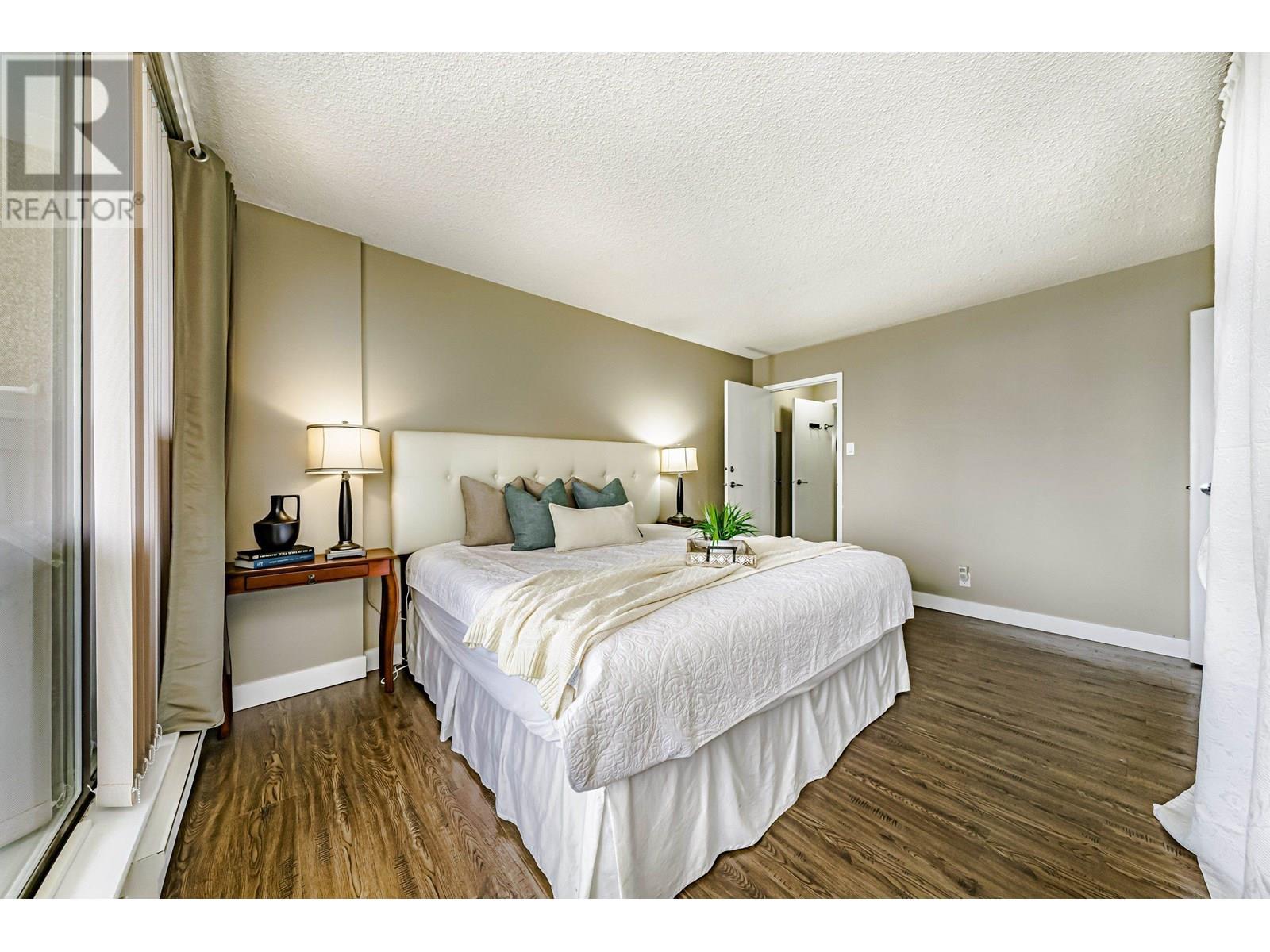 Photo 30 of 2403 9521 Cardston, Burnaby BC